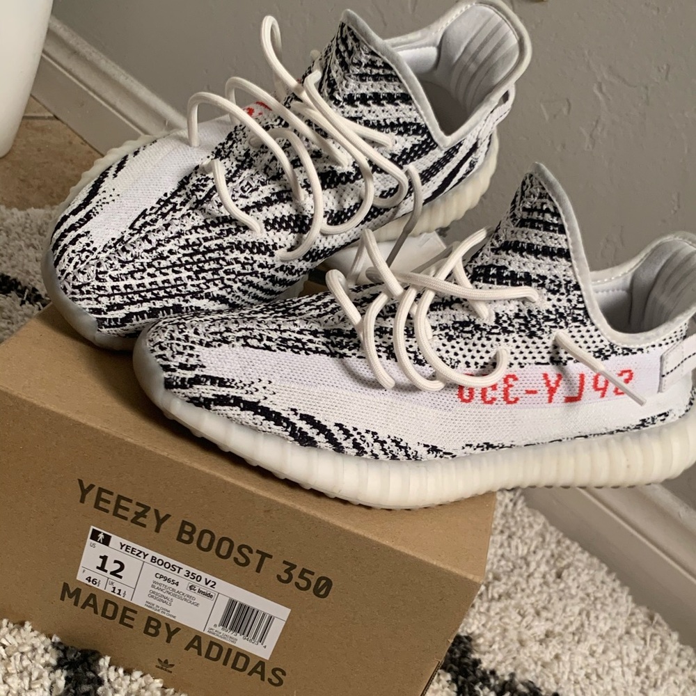 Yeezy - Picture 9 of 9
